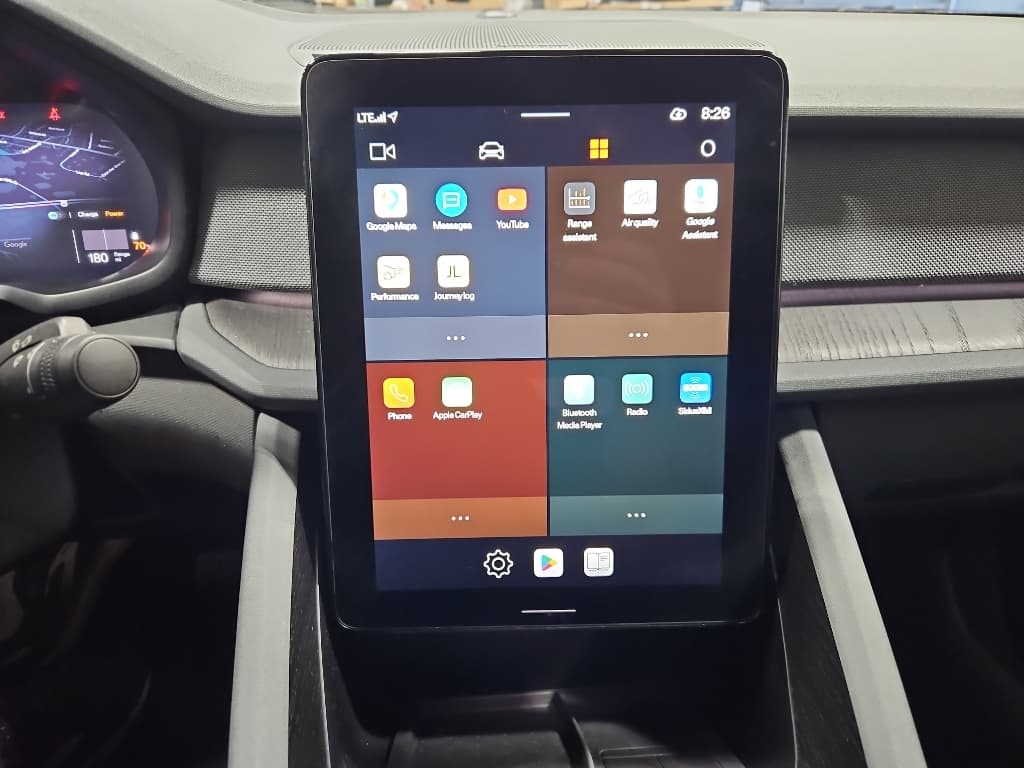2024 Polestar Polestar 2 view 9