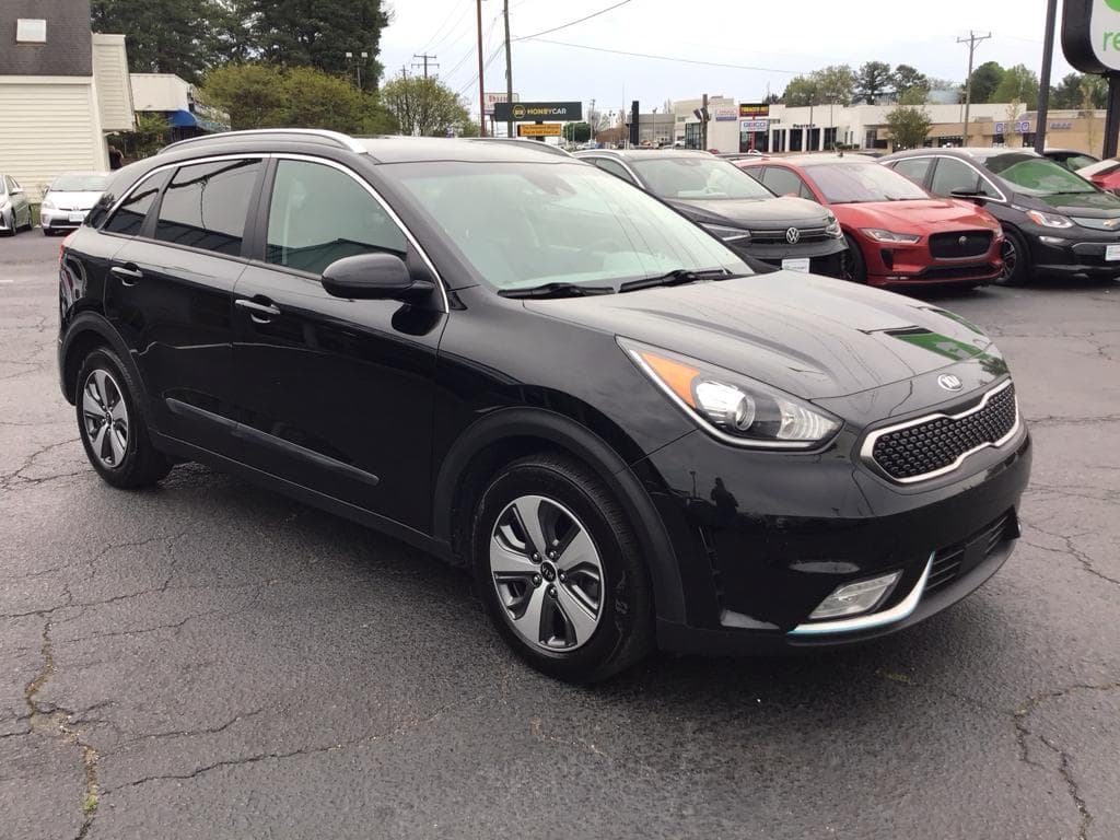 2019 Kia Niro PHEV view 4
