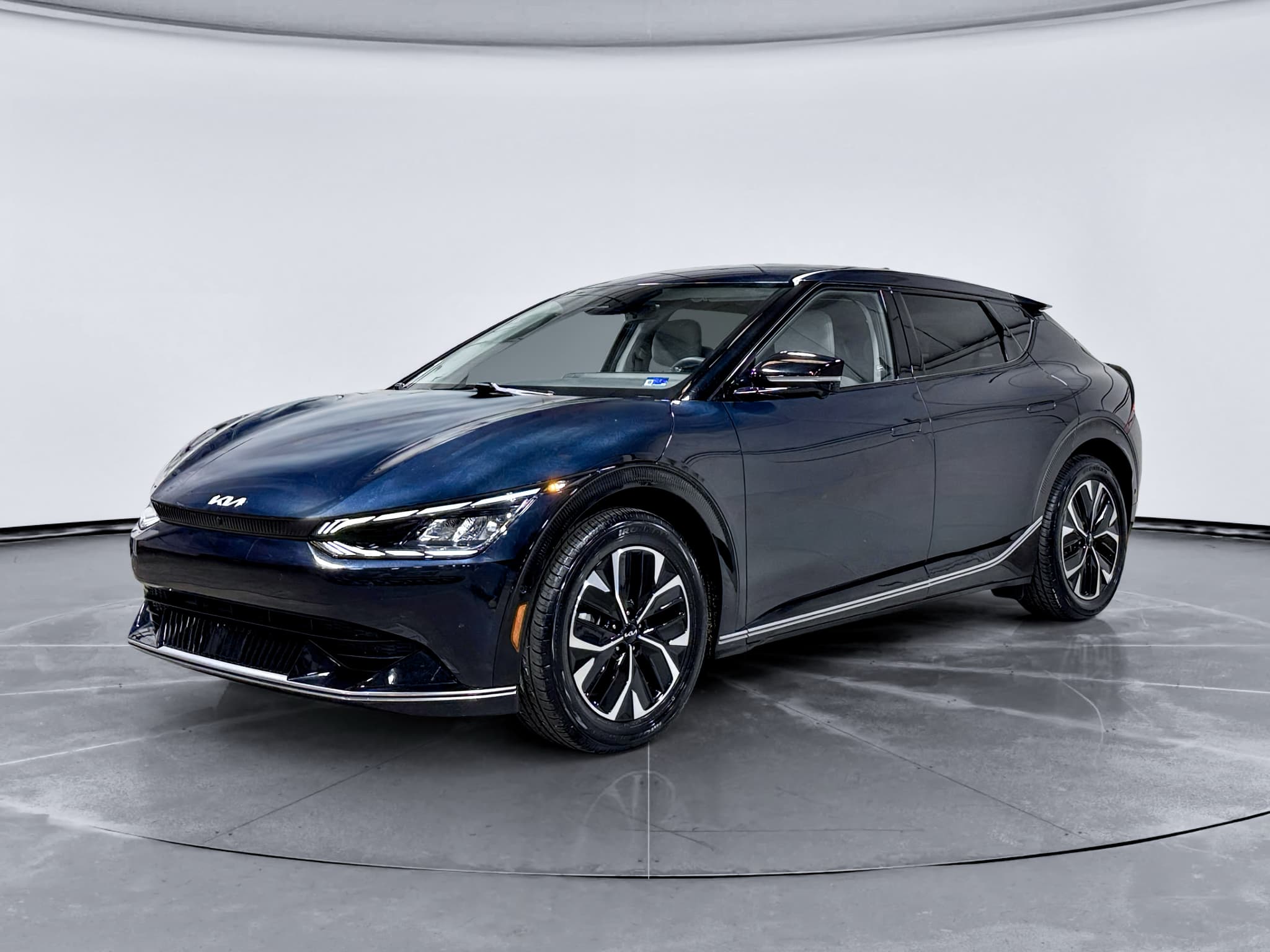 2024 Kia EV6 view 1