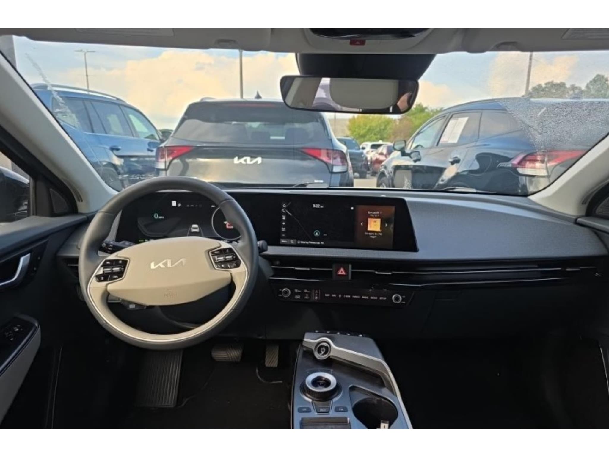 2024 Kia EV6 view 5