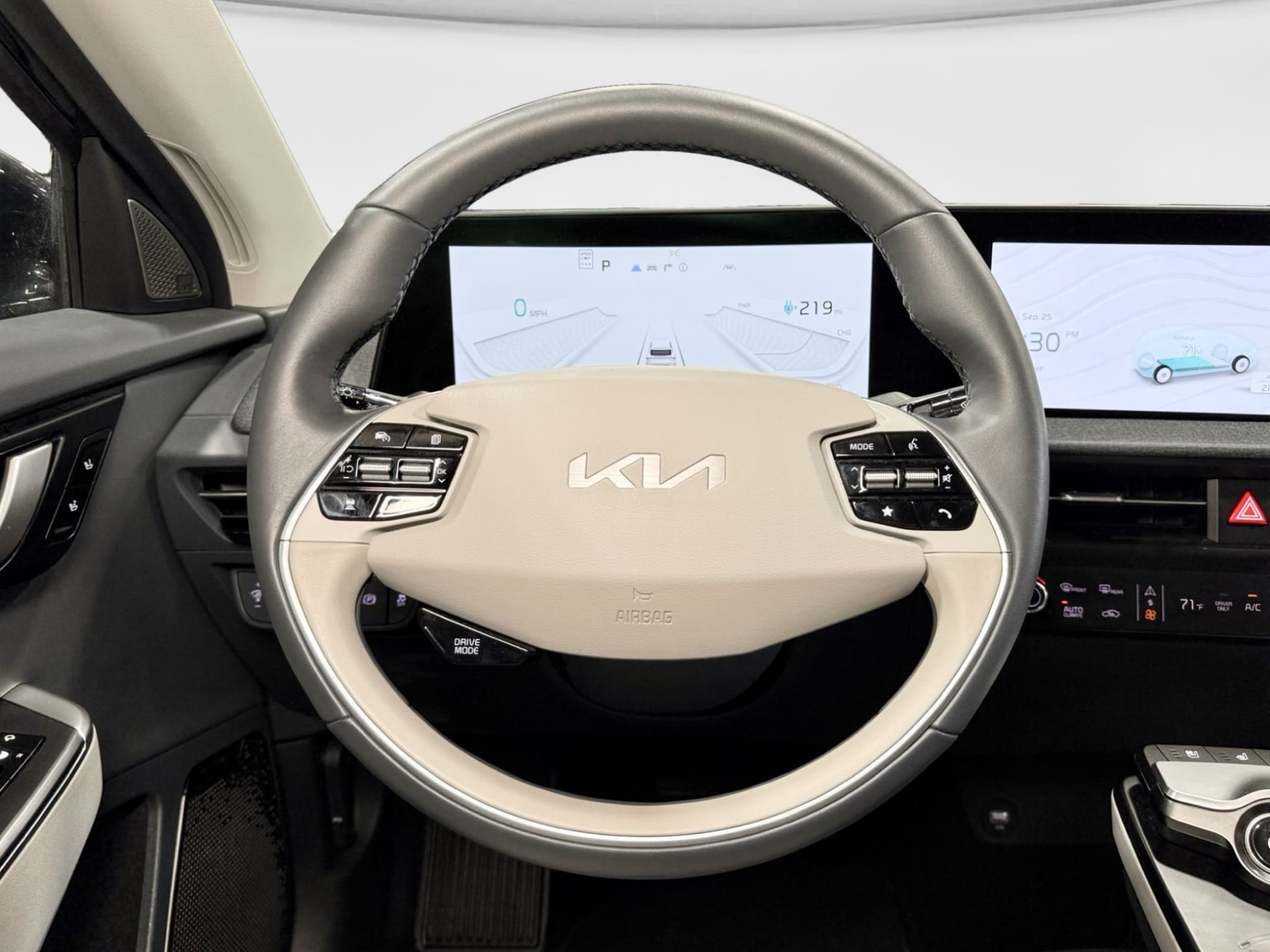 2024 Kia EV6 view 8