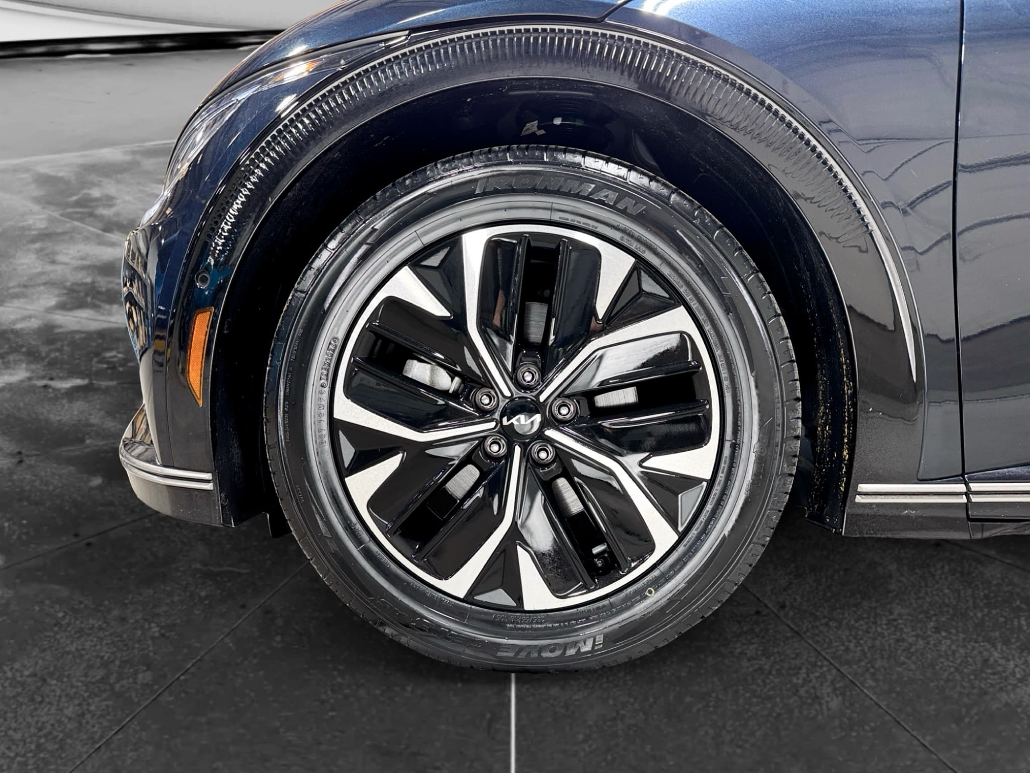 2024 Kia EV6 view 31