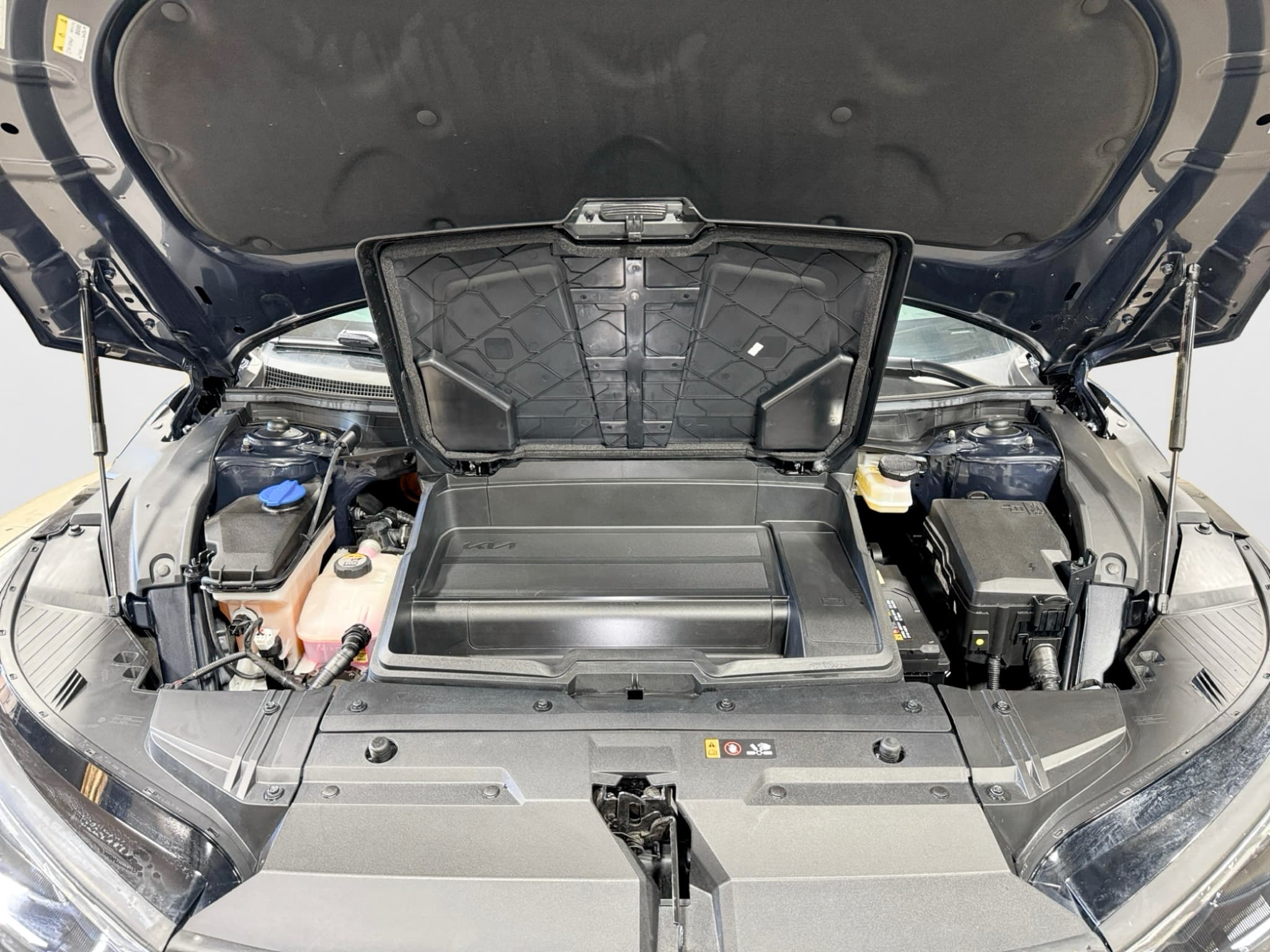 2024 Kia EV6 view 25