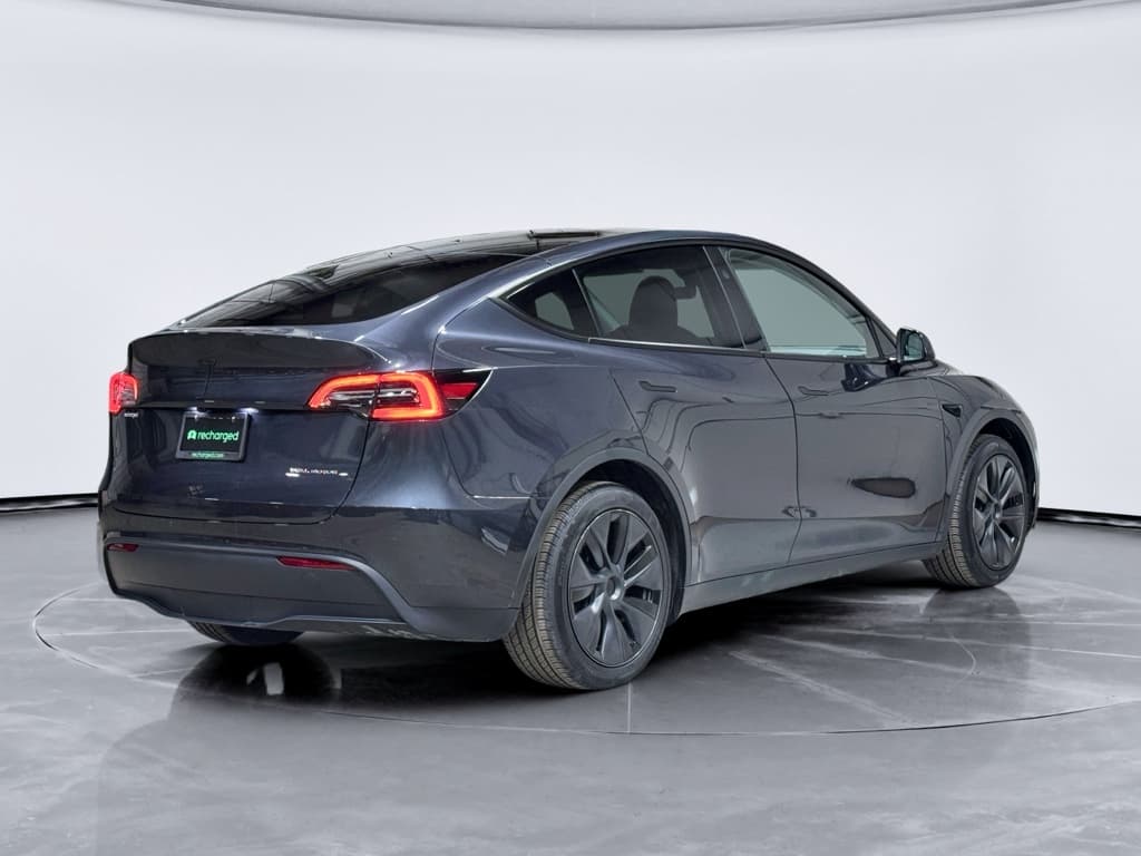 2025 Tesla Model Y view 3