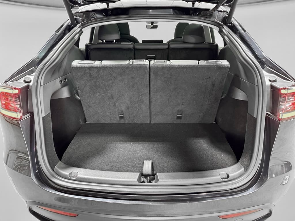 2025 Tesla Model Y view 26