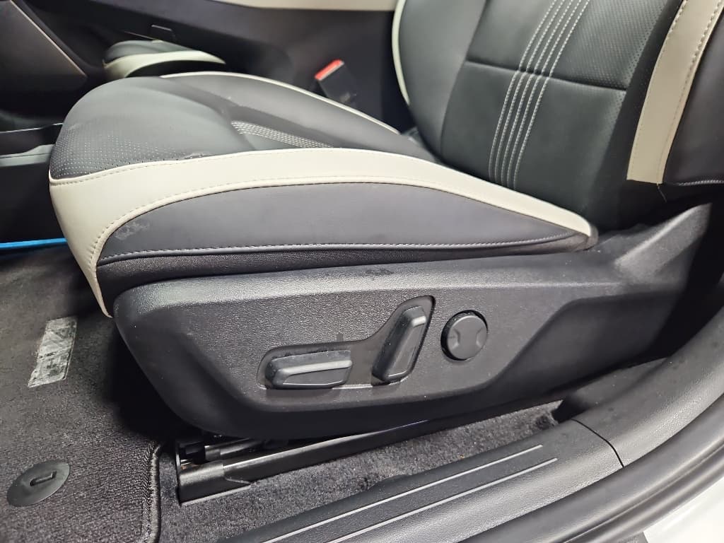2024 Kia EV6 view 6