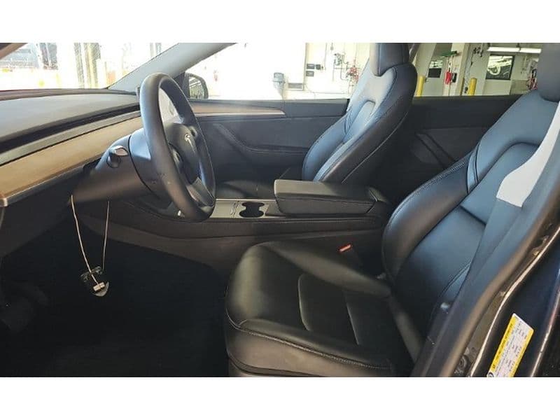 2024 Tesla Model Y view 5