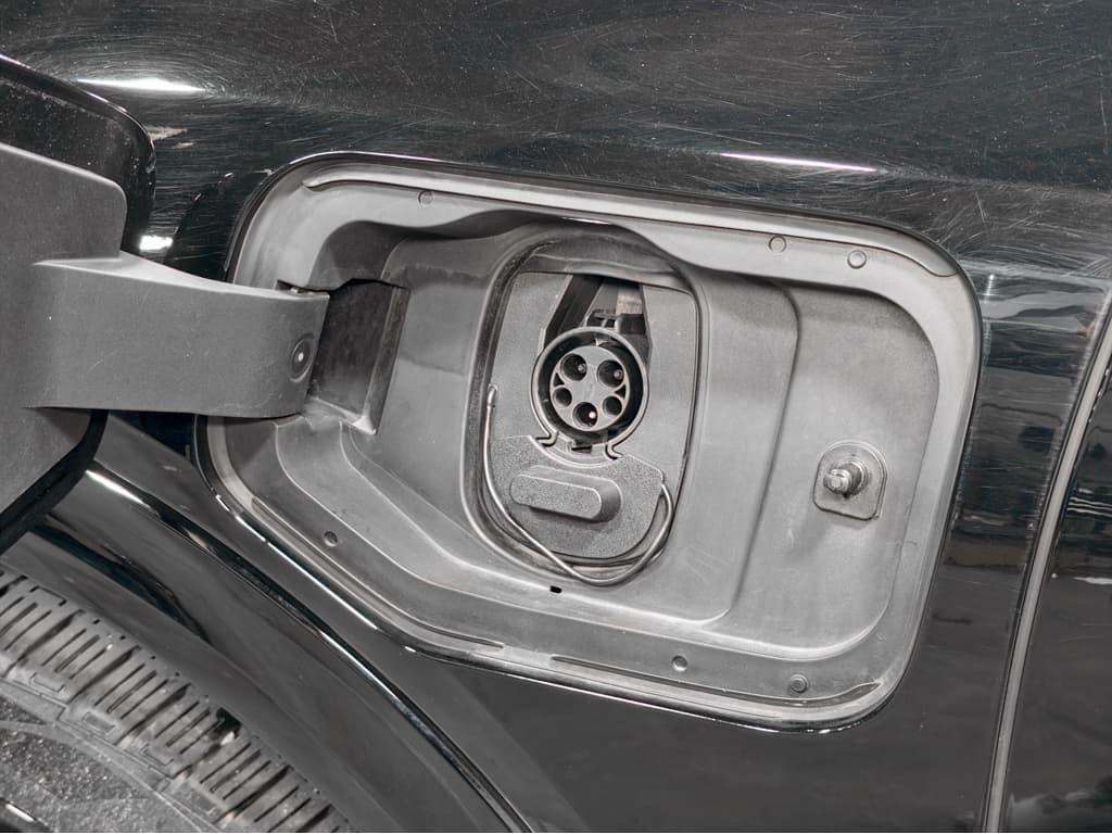 2024 Chevrolet Equinox EV view 5