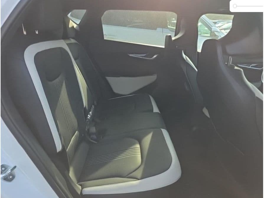 2024 Kia EV6 view 6