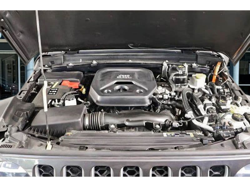 2021 Jeep Wrangler view 26