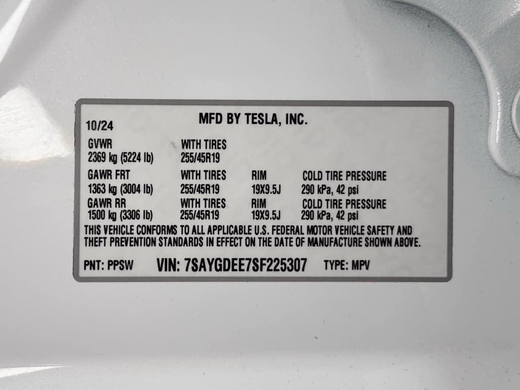 2025 Tesla Model Y view 26