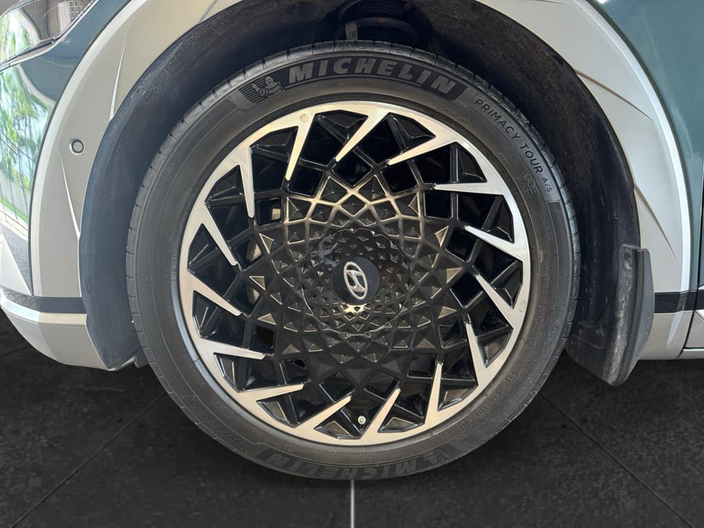 2023 Hyundai IONIQ 5 view 33