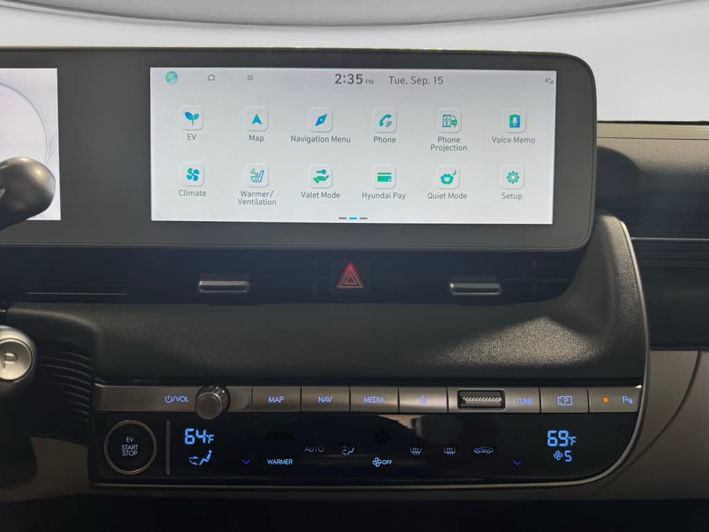 2023 Hyundai IONIQ 5 view 12