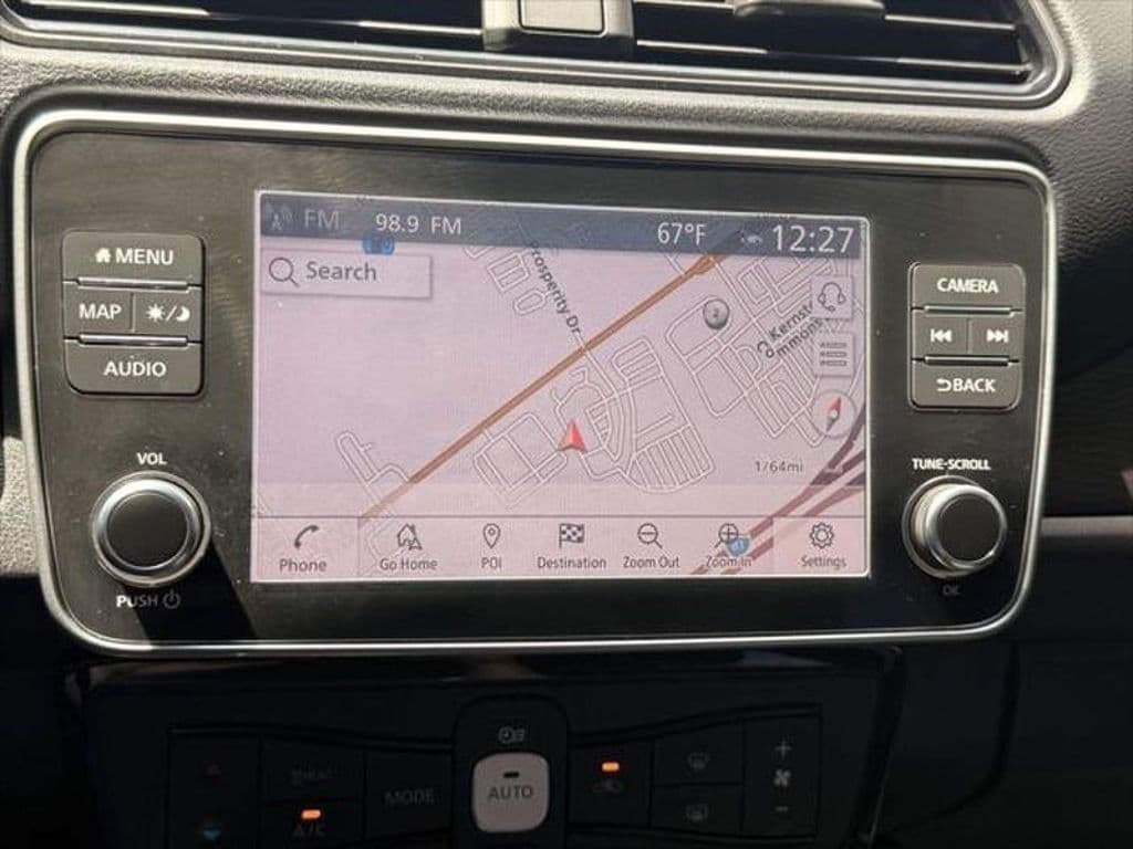 2023 Nissan LEAF view 35