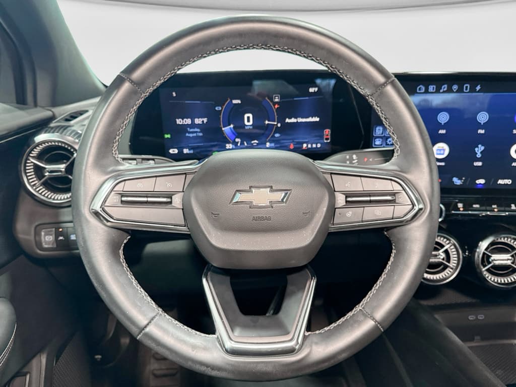 2024 Chevrolet Blazer EV view 9