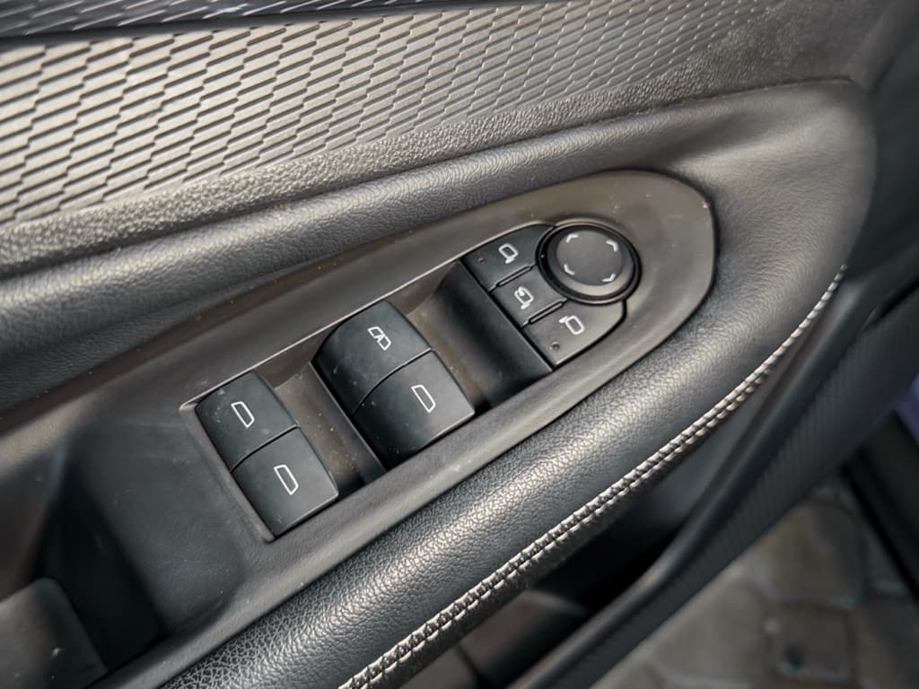 2024 Chevrolet Blazer EV view 8