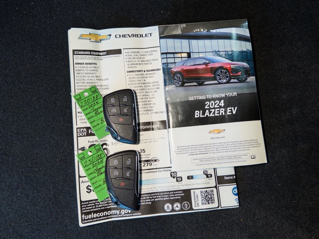 2024 Chevrolet Blazer EV view 24