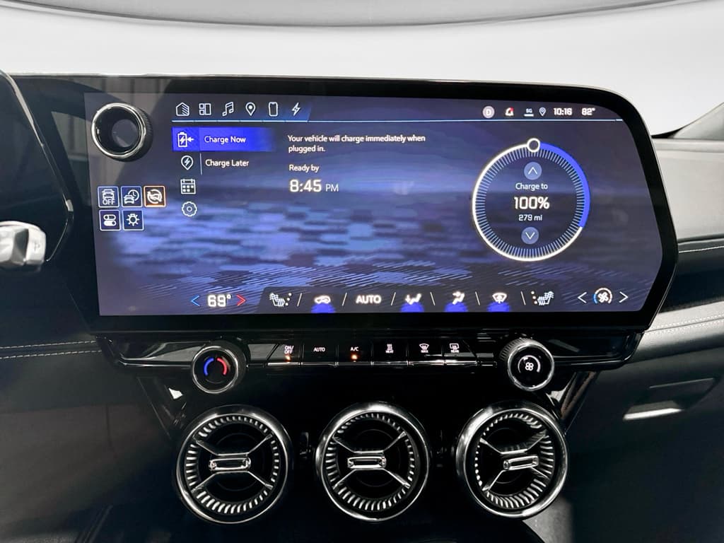 2024 Chevrolet Blazer EV view 14