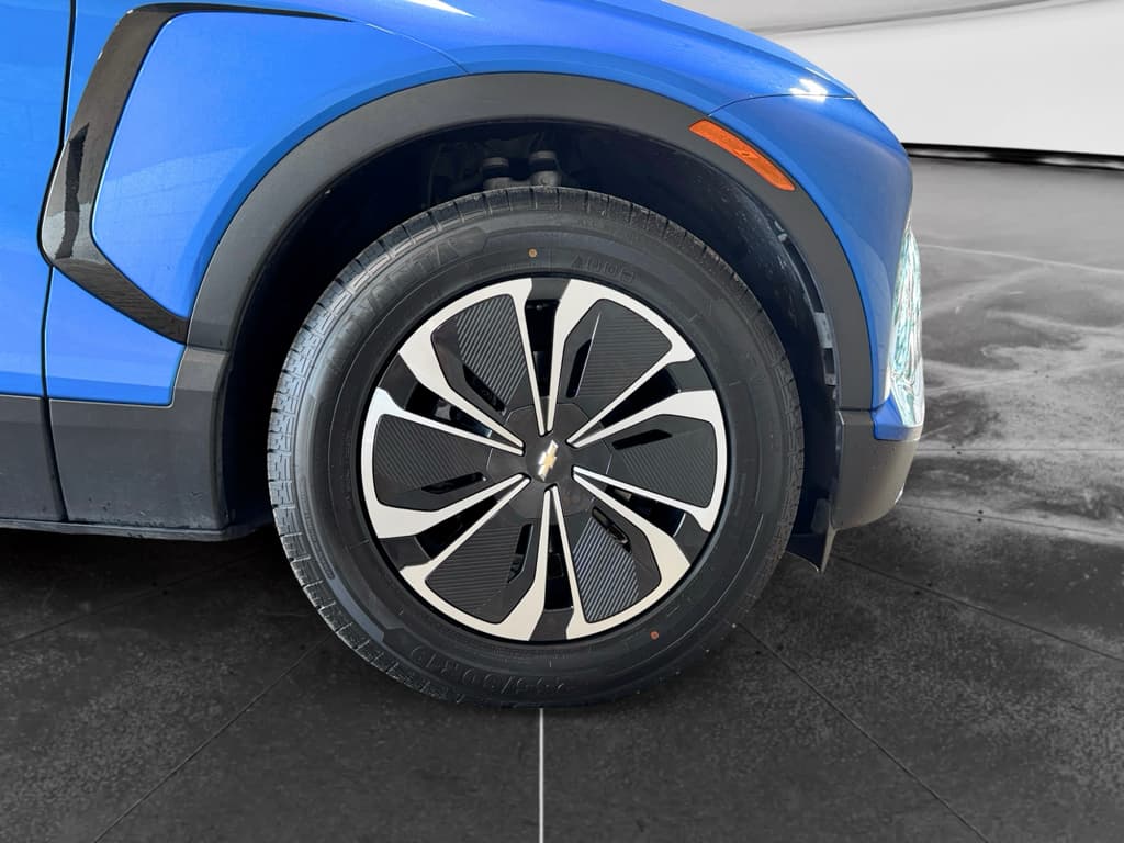 2024 Chevrolet Blazer EV view 34