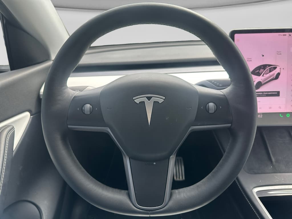 2021 Tesla Model Y view 5