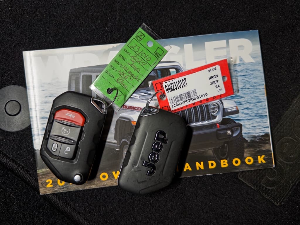 2024 Jeep Wrangler 4xe view 24