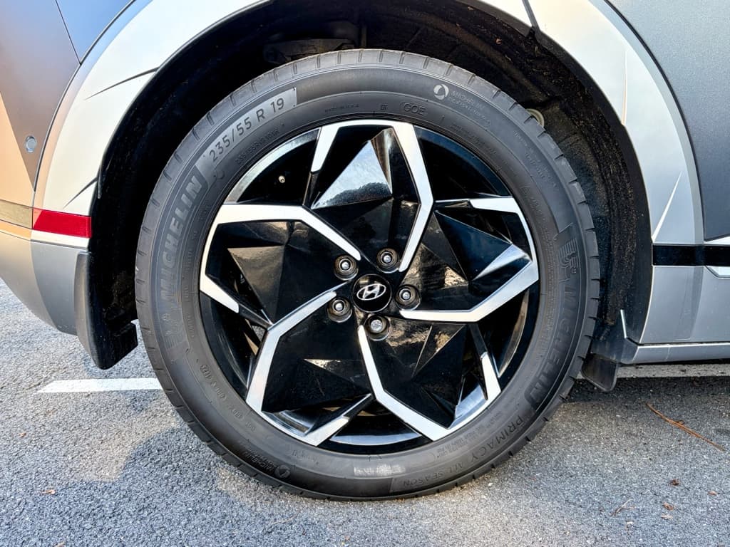 2023 Hyundai IONIQ 5 view 31