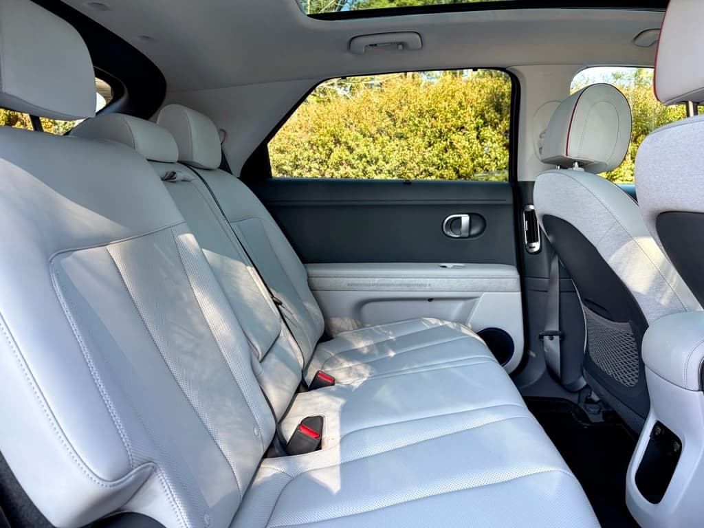 2023 Hyundai IONIQ 5 view 22