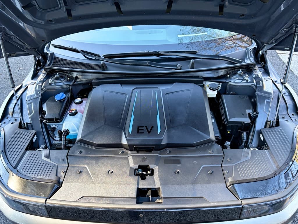 2023 Hyundai IONIQ 5 view 25