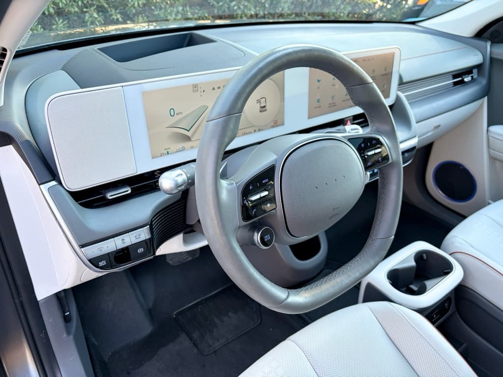 2023 Hyundai IONIQ 5 view 18