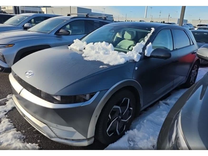 2023 Hyundai IONIQ 5 view 1