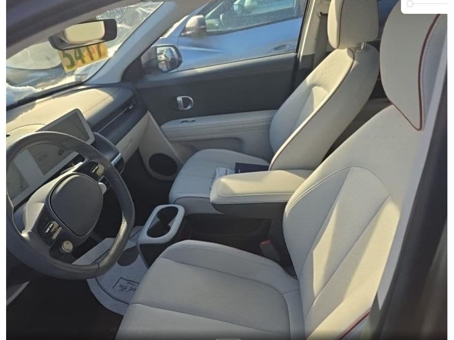 2023 Hyundai IONIQ 5 view 6