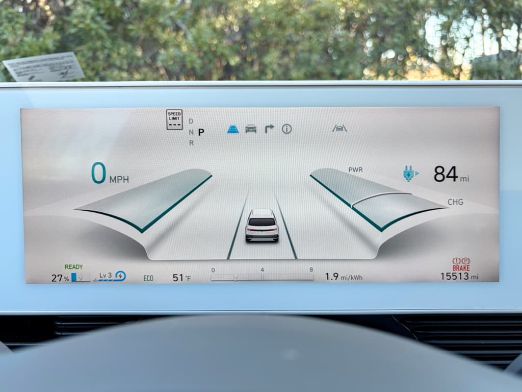 2023 Hyundai IONIQ 5 view 9