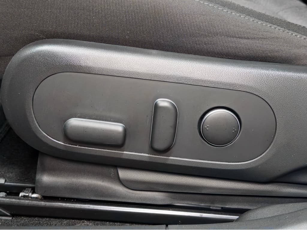 2024 Hyundai IONIQ 5 view 6