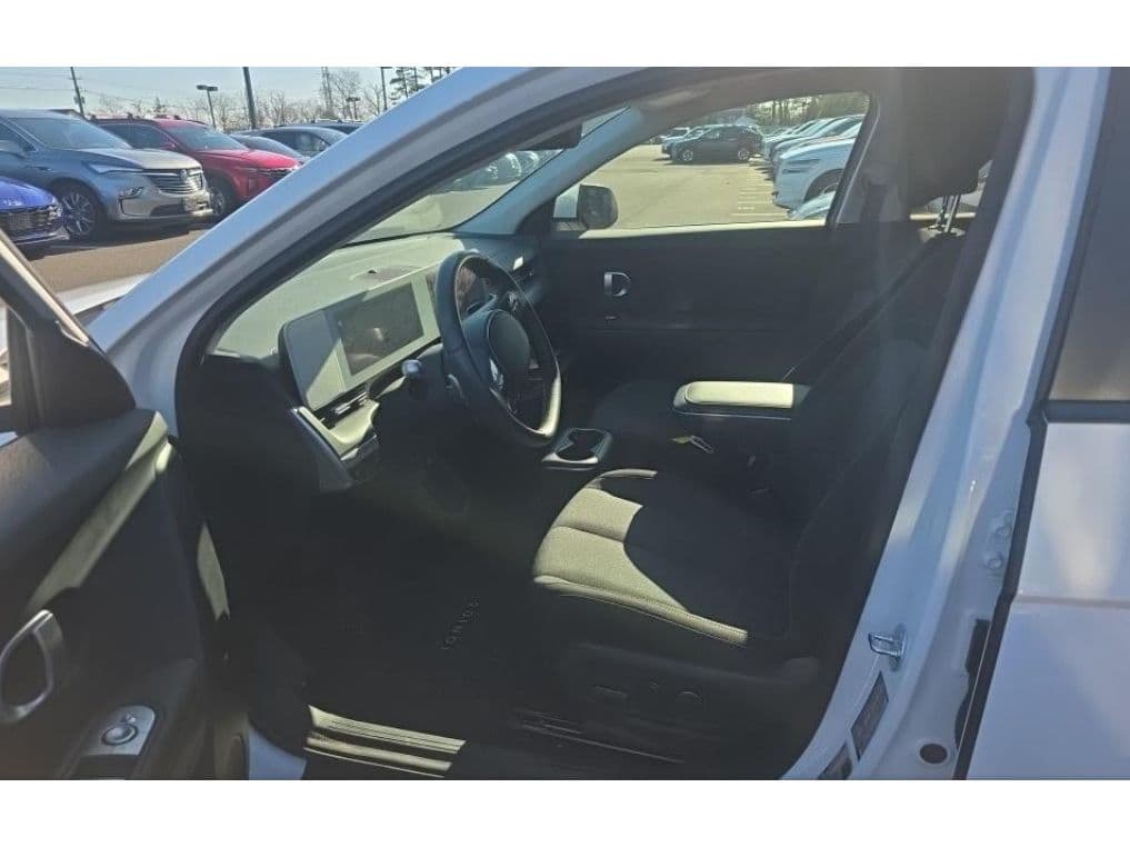 2024 Hyundai IONIQ 5 view 5