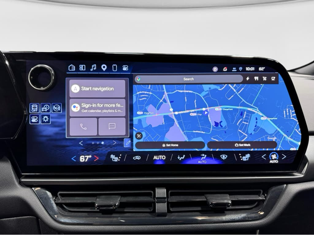 2024 Chevrolet Equinox EV view 10