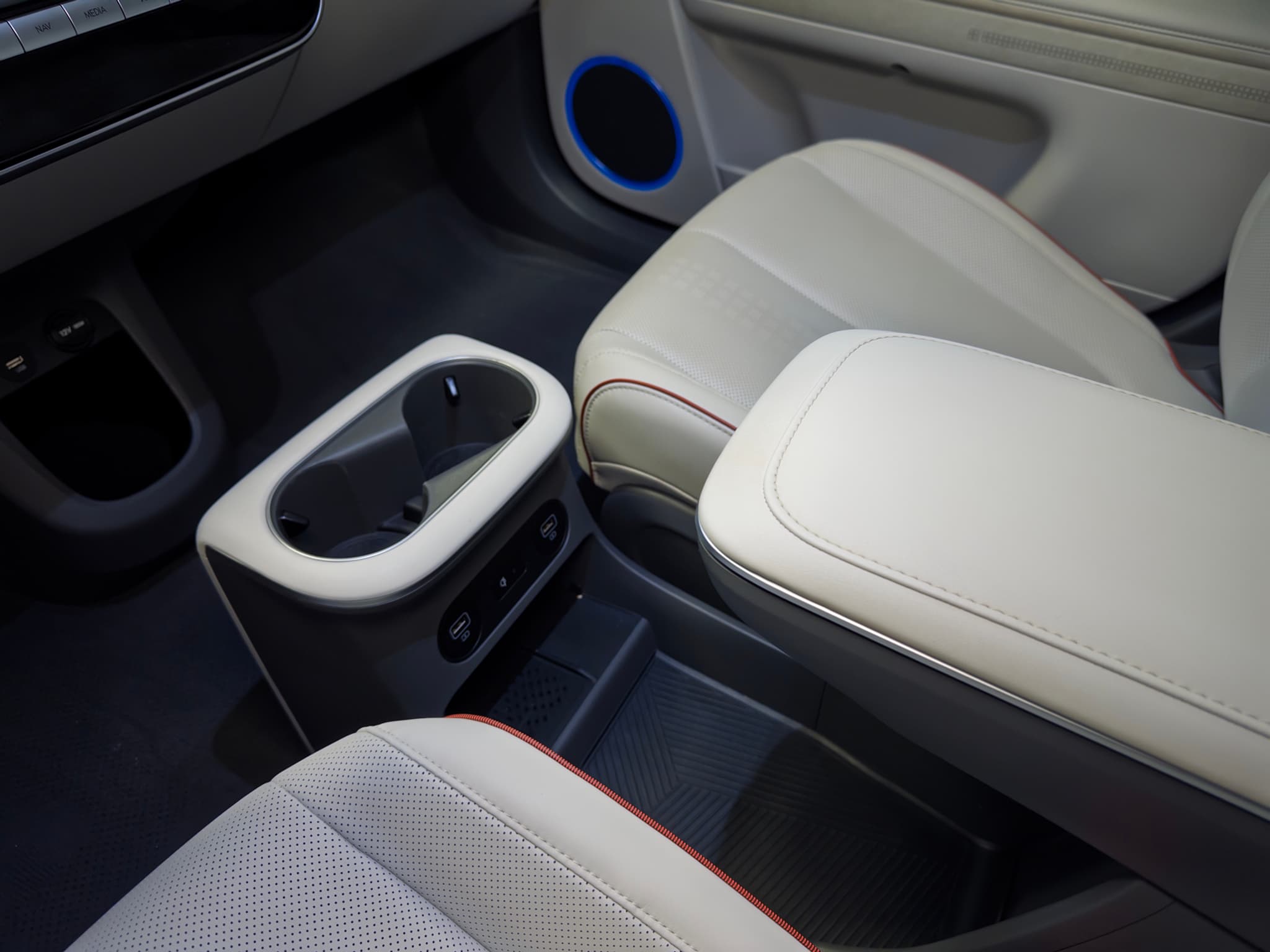 2024 Hyundai IONIQ 5 view 17