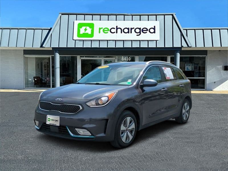 2019 Kia Niro PHEV view 3