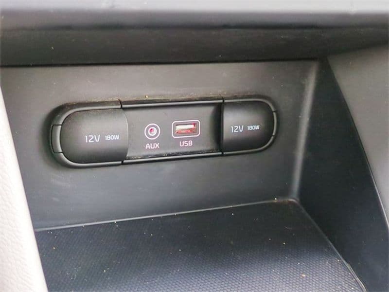 2019 Kia Niro PHEV view 13