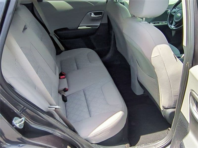 2019 Kia Niro PHEV view 16