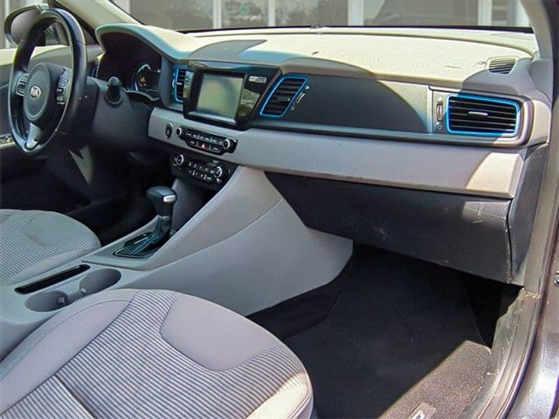 2019 Kia Niro PHEV view 19