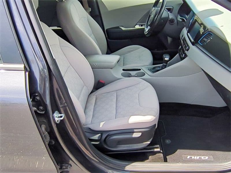2019 Kia Niro PHEV view 20
