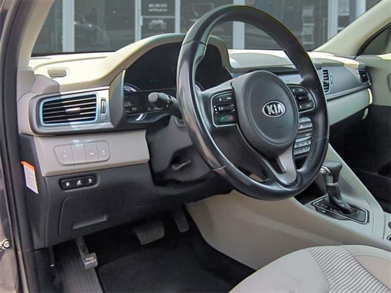 2019 Kia Niro PHEV view 23