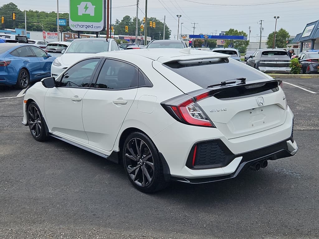 2018 Honda Civic view 2