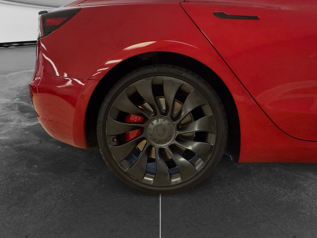 2022 Tesla Model 3 view 17