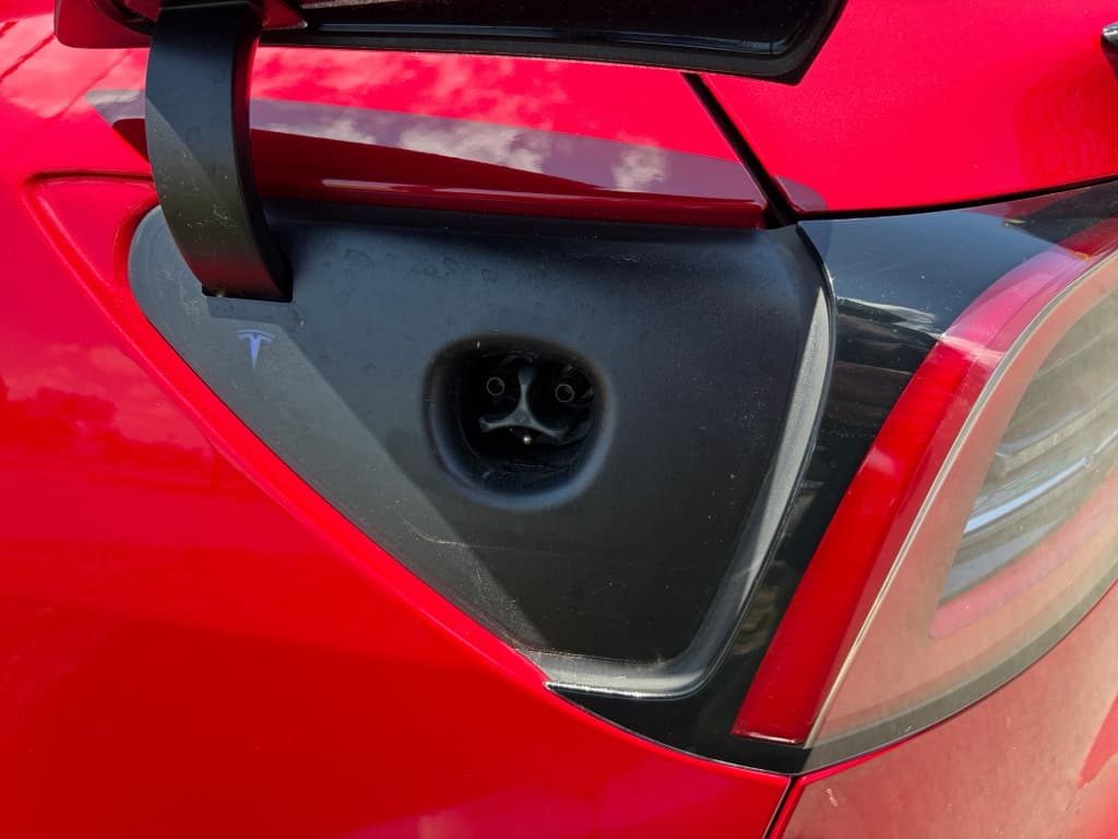 2022 Tesla Model 3 view 22
