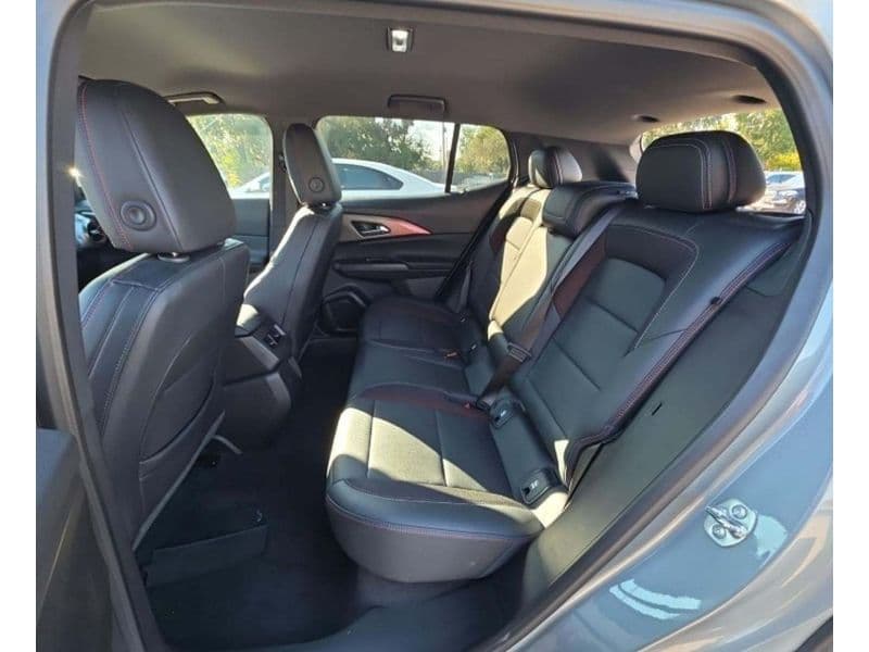 2024 Chevrolet Equinox EV view 5