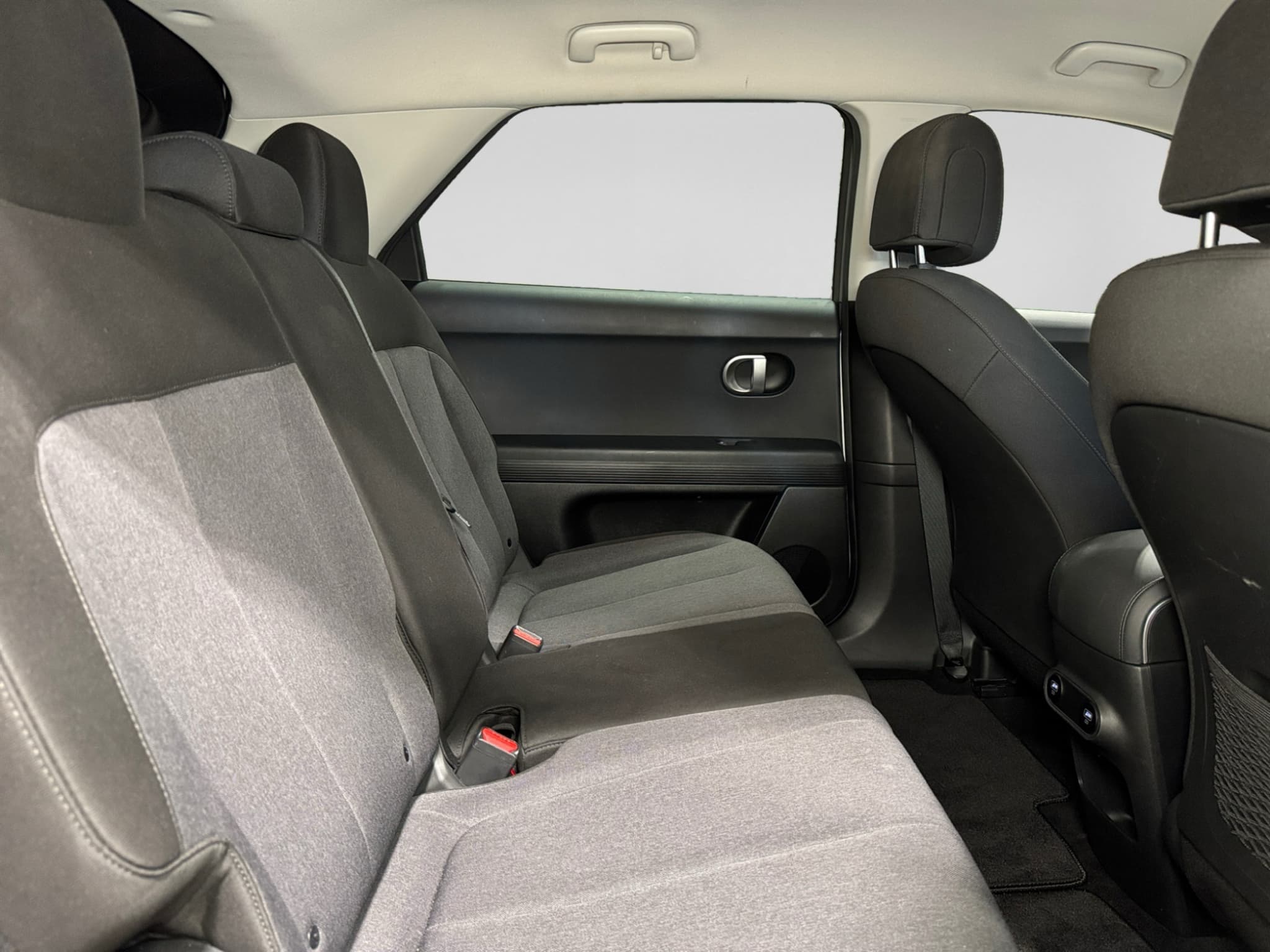 2024 Hyundai IONIQ 5 view 22