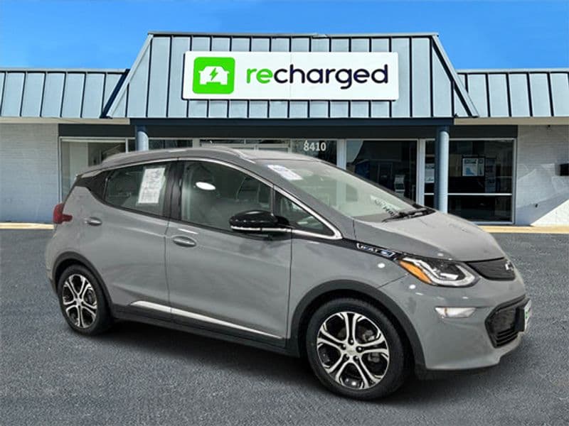 2020 Chevrolet Bolt EV view 4