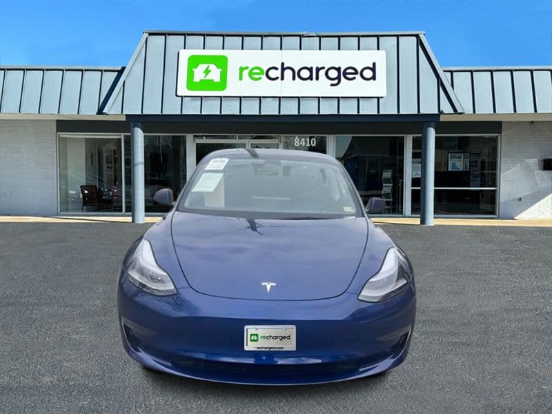 2023 Tesla Model 3 view 5