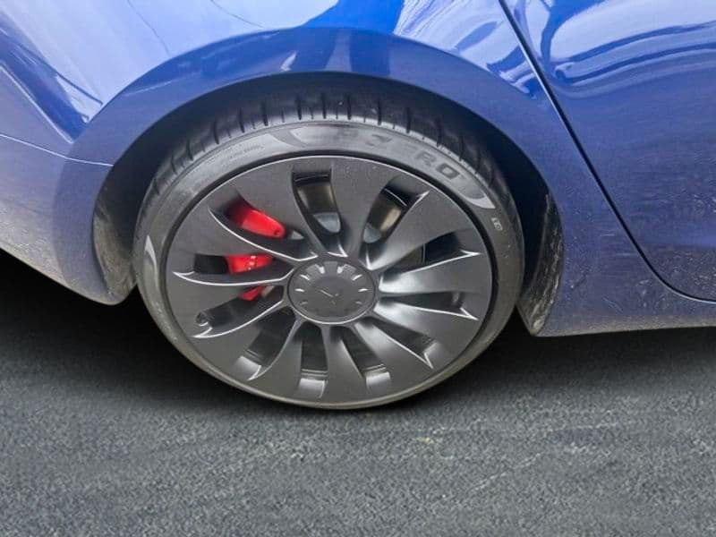 2023 Tesla Model 3 view 7